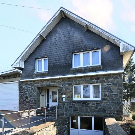 Traditional Holiday Home In B Tgenbach With Sauna Butgenbach Eksteriør bilde
